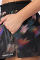 Short com Bolso e Fenda Essência