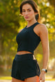 Cropped Regata e Short Furadinho com Cós Preto