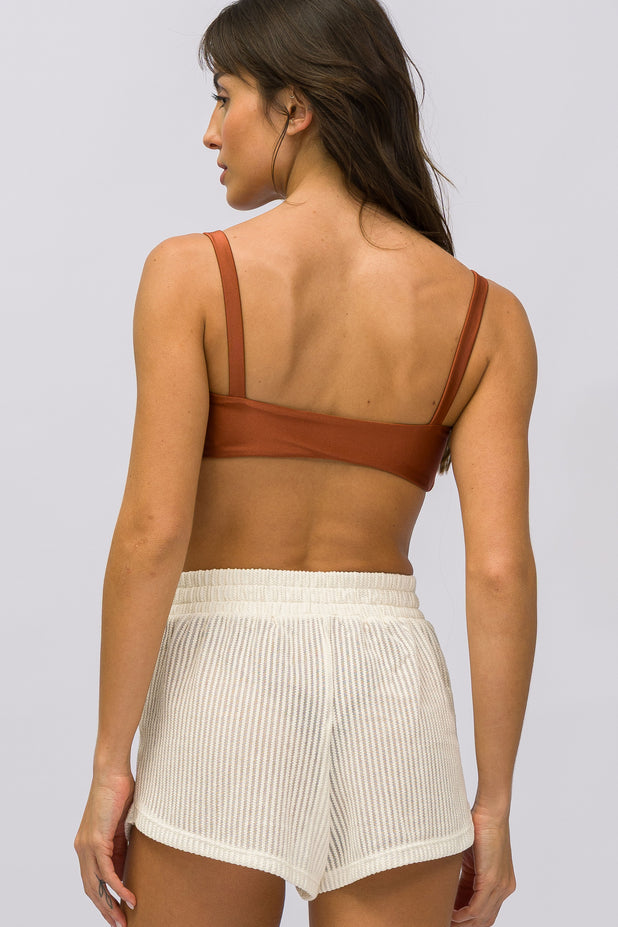 Short com Textura Off-White