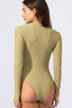 Body Manga Longa Texturizado com Gola Bege