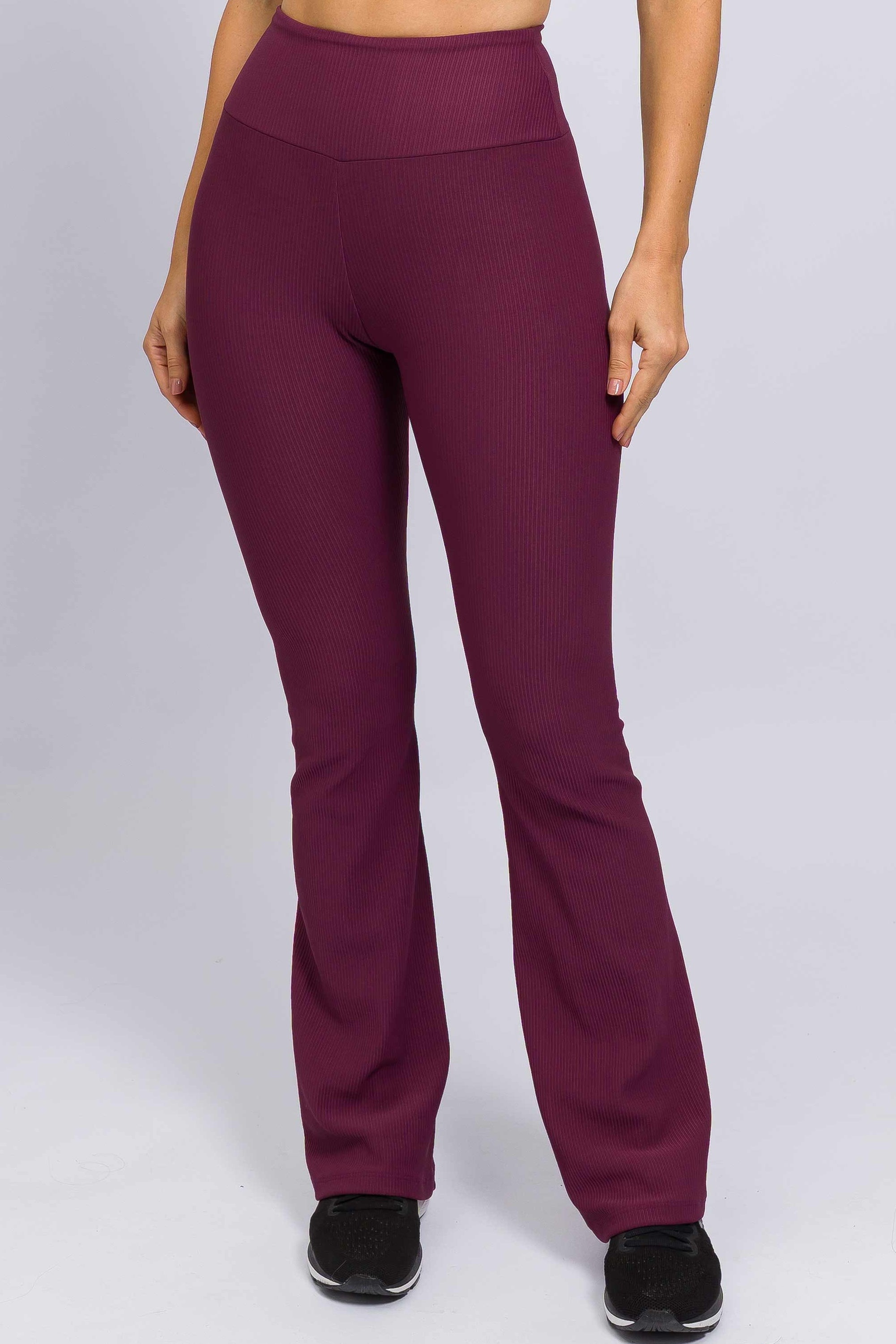 Calça Flare Canelada Roxa – Livre e Leve