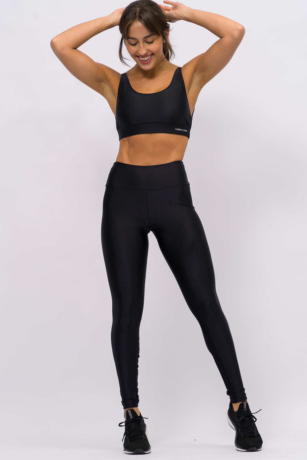 Conjunto Top Transpassado e Legging Básica Track Preta