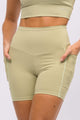 Bermuda Modeladora com Bolso Lateral Verde