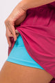 Short Arredondado de Poliamida com Bolso Rosa