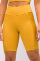 Bermuda Ciclista Canelada com Recorte Mostarda