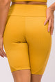 Bermuda Ciclista Canelada com Recorte Mostarda