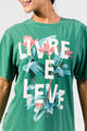 T-Shirt Estonada Livre e Leve Floral
