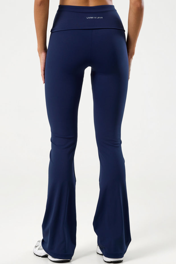 Calça Flare com Cós de Virar Marinho