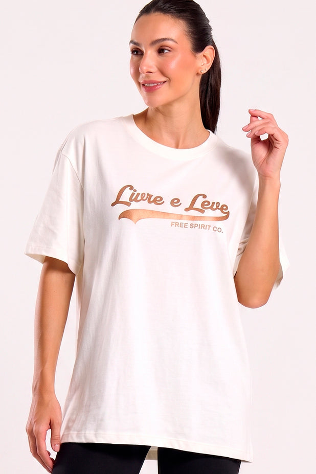 T-Shrit Oversized Livre e Leve