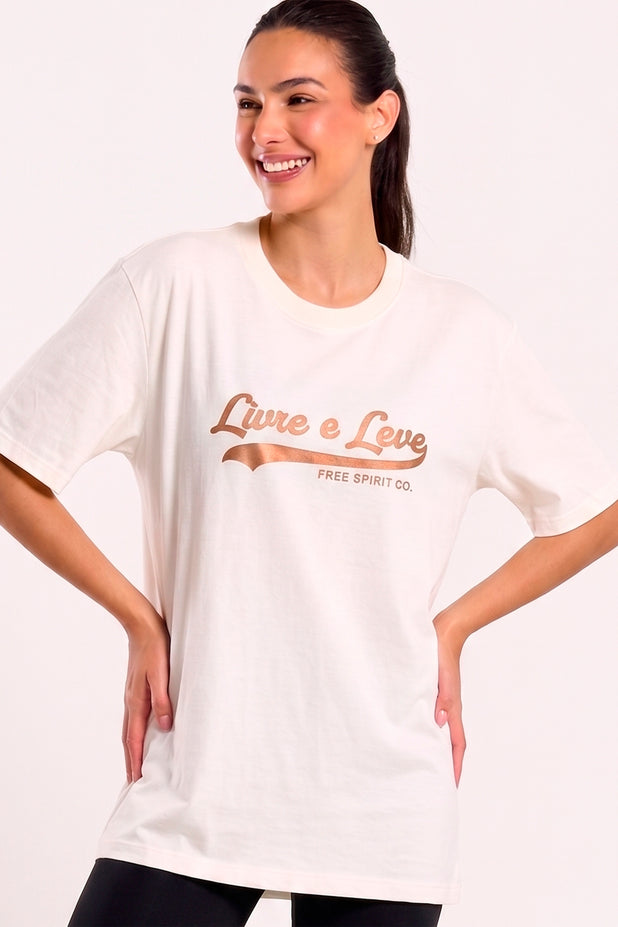 T-Shrit Oversized Livre e Leve