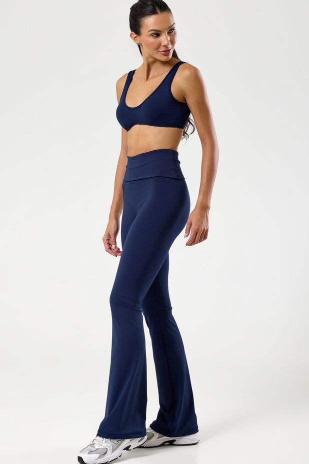 Conjunto Top Regata e Flare Cós de Virar Marinho