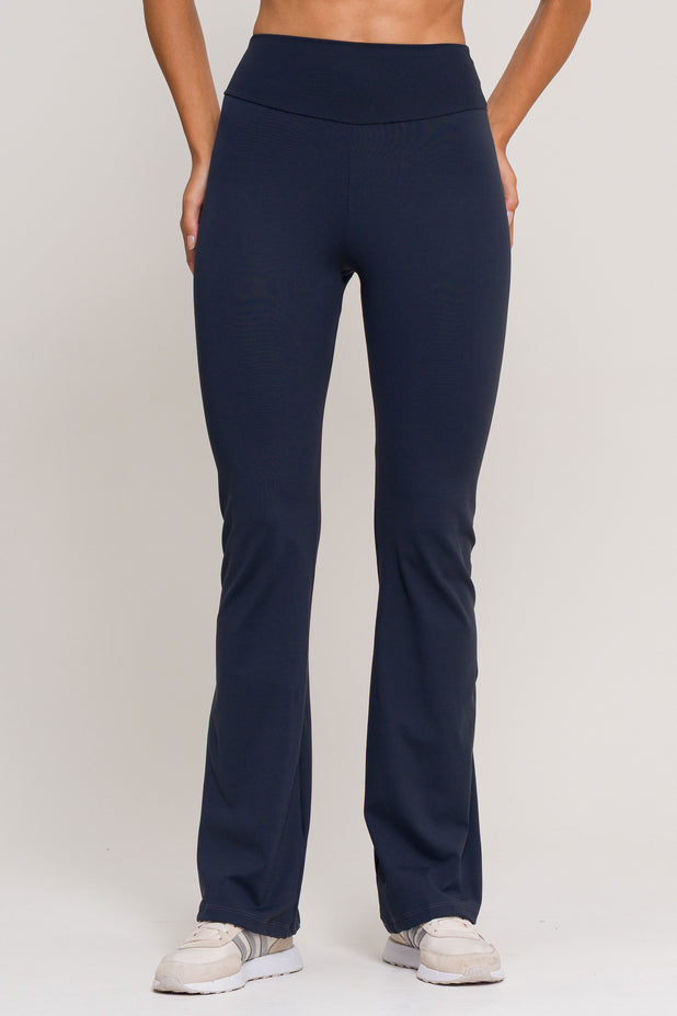 Calça Flare de Poliamida Chumbo