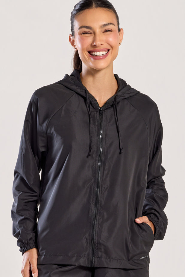 Jaqueta Corta Vento Preta