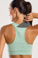 Top com Bolso nas Costas Verde Claro