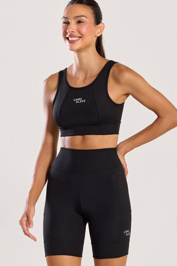 Conjunto Top e Bermuda com Bolso Preto