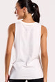 Regata Cavada Off-White Livre e Leve