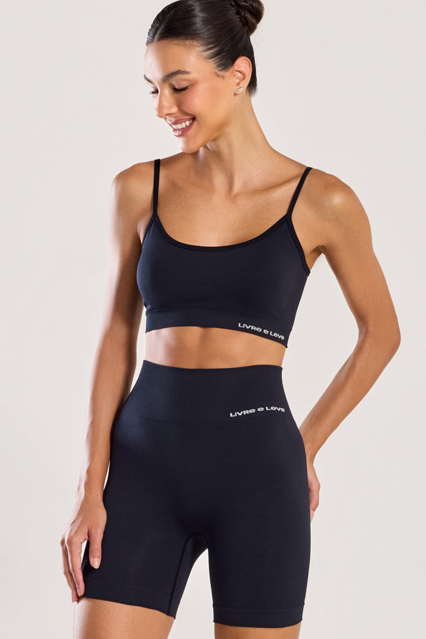 Conjunto Top Alcinha e Bermuda Sem Costura Preto