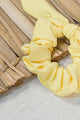 Frufru de Cabelo com Nozinho Amarelo