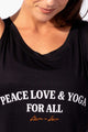 Regatão Cavado Peace Love e Yoga For All Preta