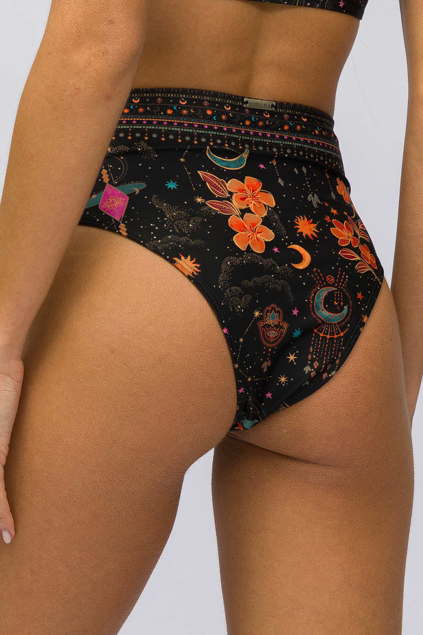 Calcinha Biquíni Hot Pants Astral