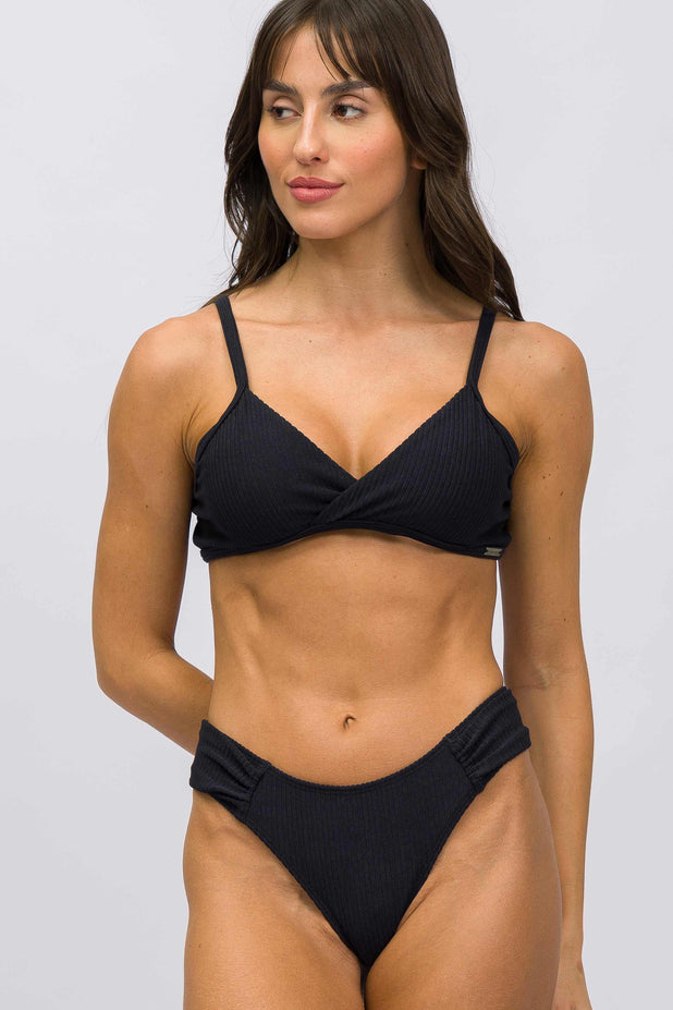 Top Transpassado Plush Canelado Preto