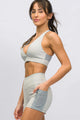 Short Fitness com Bolso de Tela Cinza Stormy
