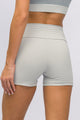 Short Fitness com Bolso de Tela Cinza Stormy