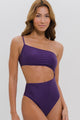 Maiô Ombro Só Alcinha com Recorte Roxo