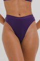 Biquíni com Aro e Calcinha Hot Pants com Cós Roxo