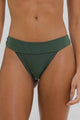 Biquíni Cortinão e Calcinha com Cós Verde