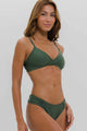 Biquíni Transpassado e Calcinha Bombom Verde