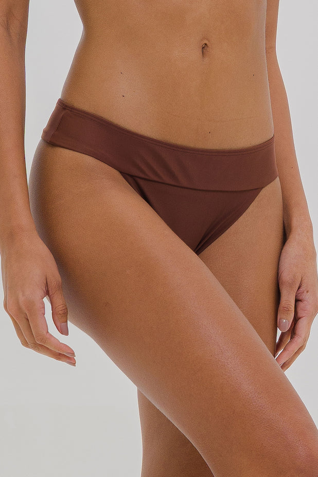 Calça baixa com Cós Cappuccino