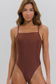 Maiô Reto com Alças Cruzadas Marrom