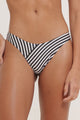 Calcinha Básica Listrado P&B