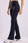 Calça Flare Canelada Preta