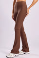 Conjunto Canelado Top Frente Única e Calça Flare Marrom