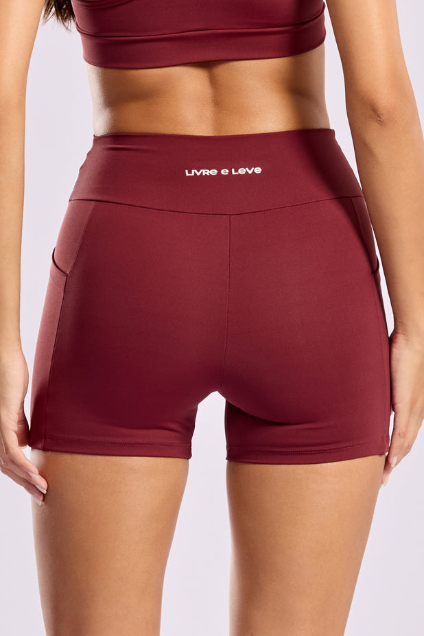 Short de Poliamida com Bolso Lateral Vinho