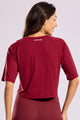 Cropped Alongado de Poliamida Vinho
