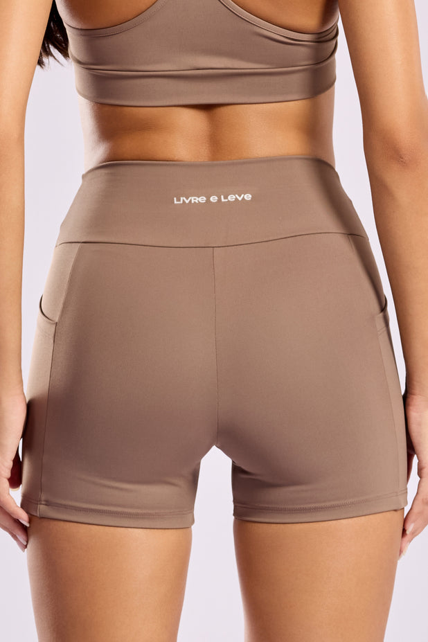 Short de Poliamida com Bolso Lateral Marrom Claro