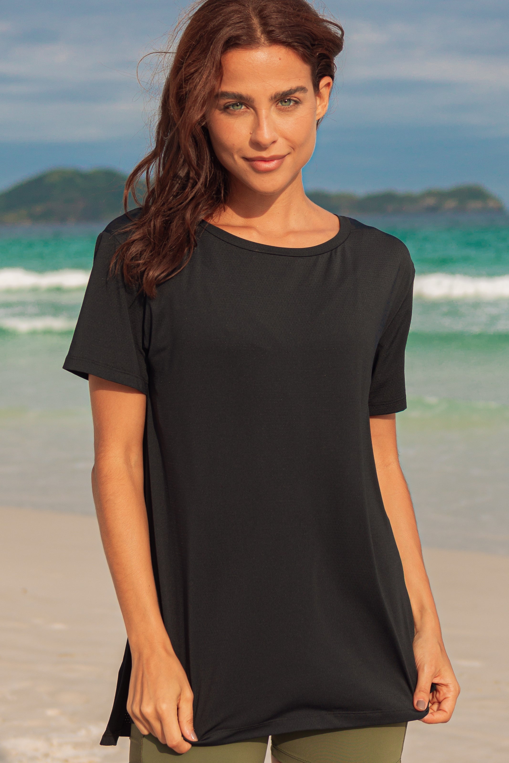 Blusa Alongada Leve Preta