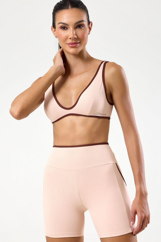 Conjunto Fitness Top Decote e Bermuda de Viés Bege
