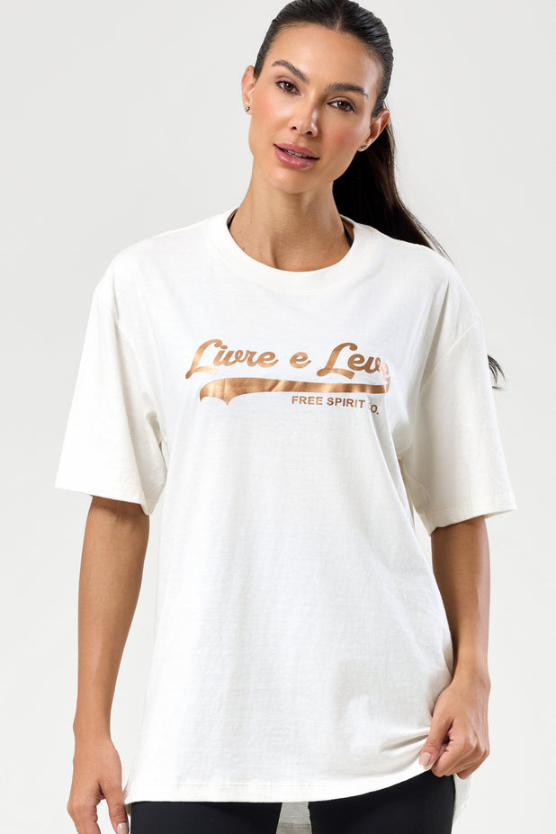 T-Shrit Oversized Livre e Leve
