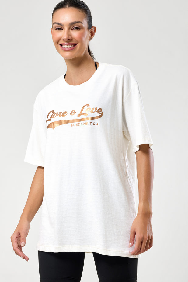 T-Shrit Oversized Livre e Leve