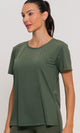 Blusa com Fenda Lateral Furadinha Verde