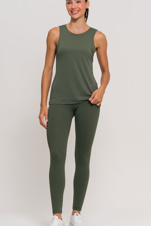 Regata Cavada de Poliamida Verde