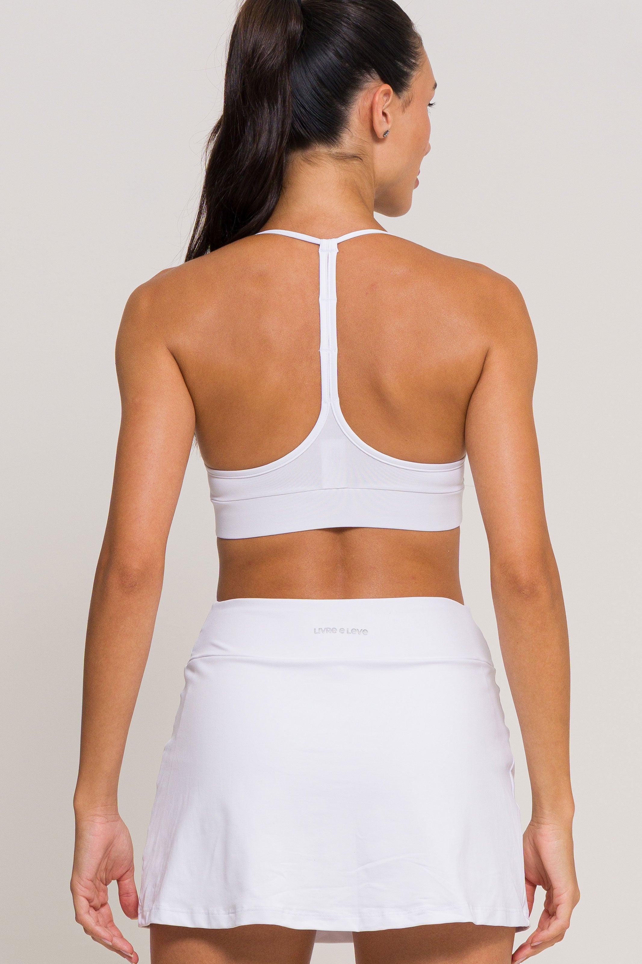 Top Nadador Fino Branco – Livre e Leve