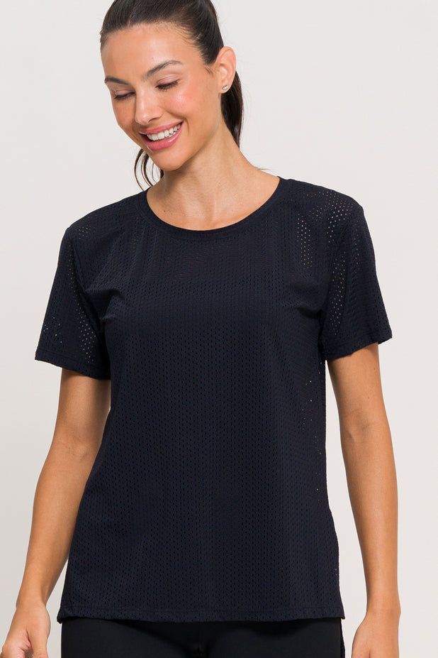 Blusa com Fenda Lateral Furadinha Preta