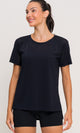 Blusa com Fenda Lateral Furadinha Preta