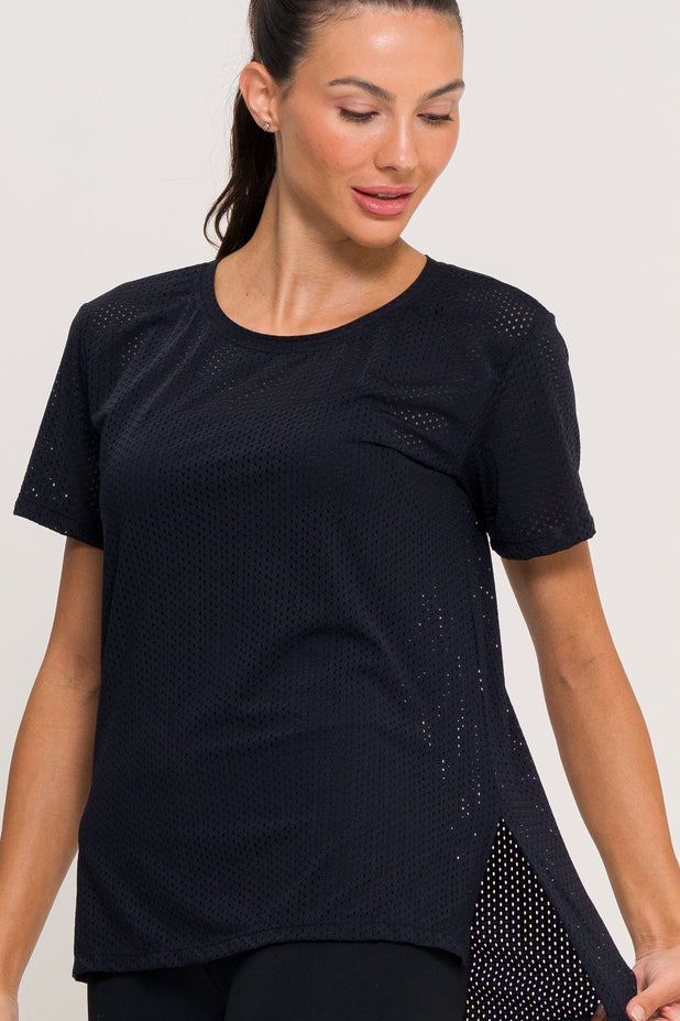 Blusa com Fenda Lateral Furadinha Preta