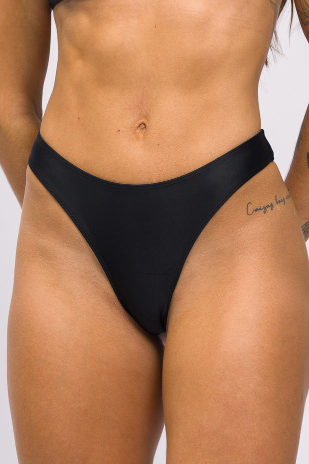 Biquíni Slim e Calcinha Básica Preto